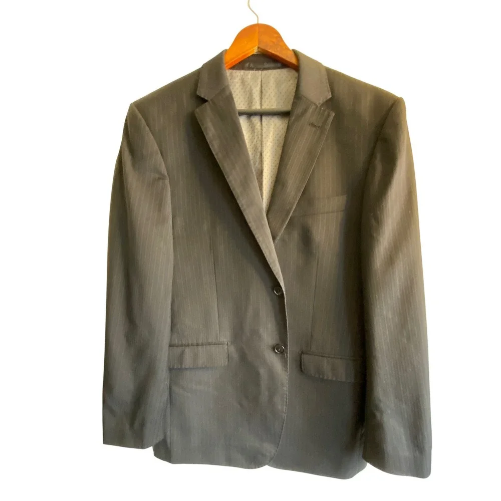 Mantoni Milan Italy Mens Suit 42R 36W Charcoal Grey Pinstripe Super 140s Wool‎